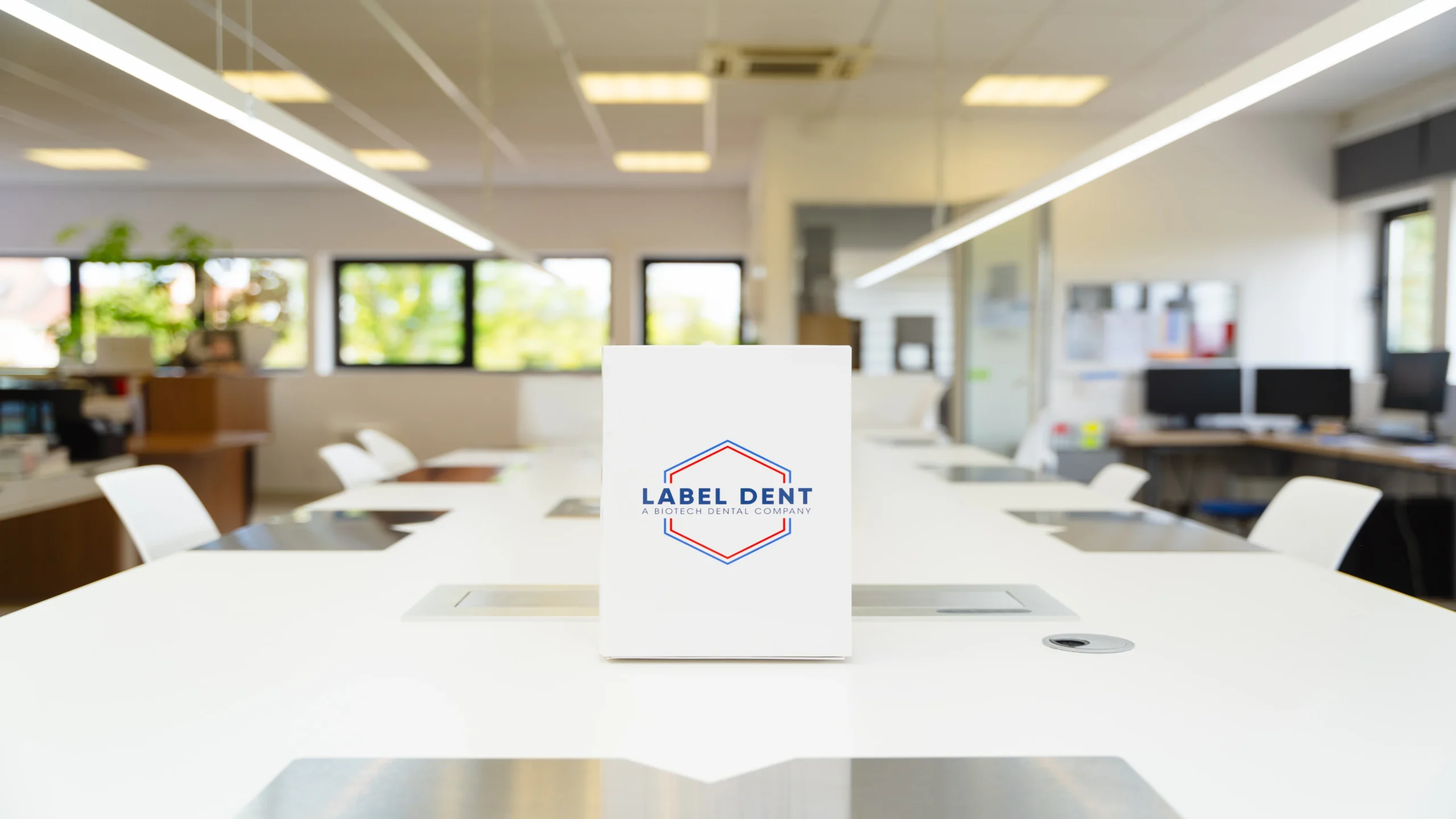 laboratoire prothese dentaire innovation numerique scaled Accueil label-dent